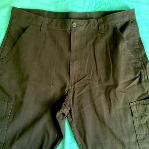 NWOT Wrangler CARGO PANTS Black 38x32